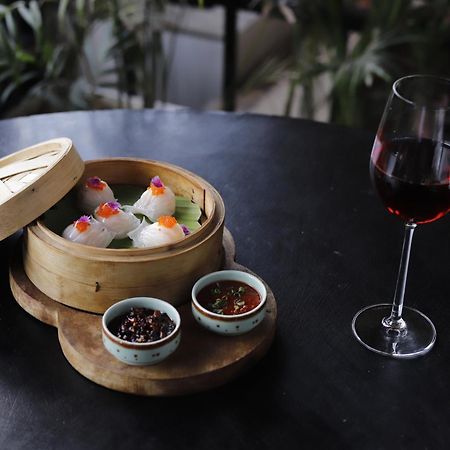 Radisson Jaipur City Center Extérieur photo Dim sum and wine