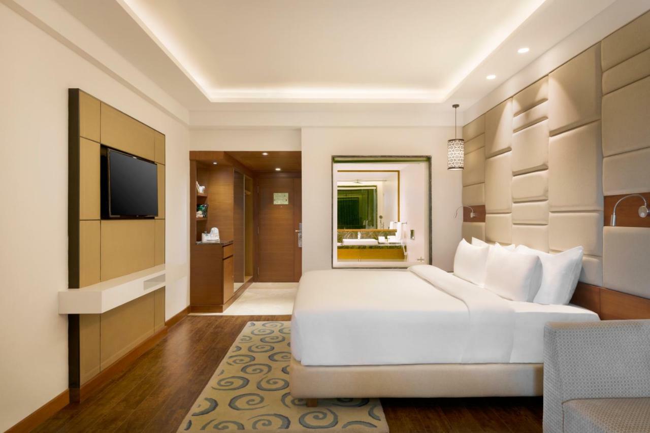 Radisson Jaipur City Center Extérieur photo Deluxe Room